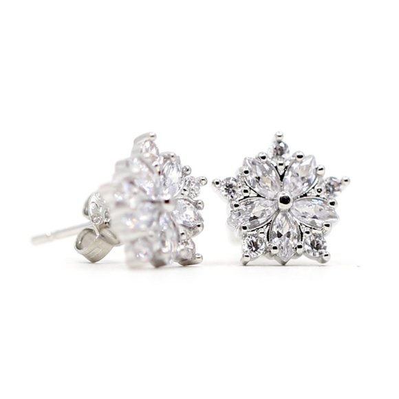 18k Gold Dipped White Topaz Earrings Studs - Picture 2 of 7